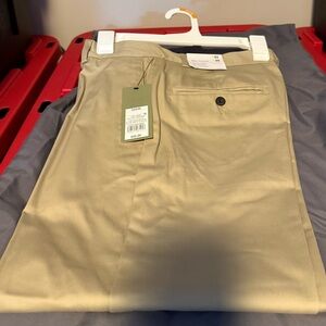 Goodfellow & Co Men's Beige Chinos